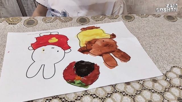 Юлиана раскрашивает Хелло Китти. Урок рисования для детей в 3 года. смотреть онлайн