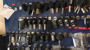 Заготовки автомобильных ключей / Автомобильные ключи