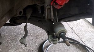 Toyota Passo SETTE замена ступичного подшипника