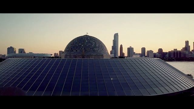 First Class Views // Adler Planetarium смотреть онлайн