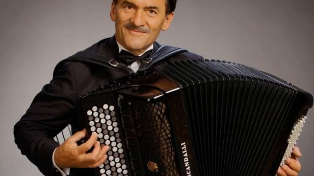 А. Альбертіно, "Північ в Парижі"(вальс-мюзет), виконує Віктор Губанов смотреть онлайн