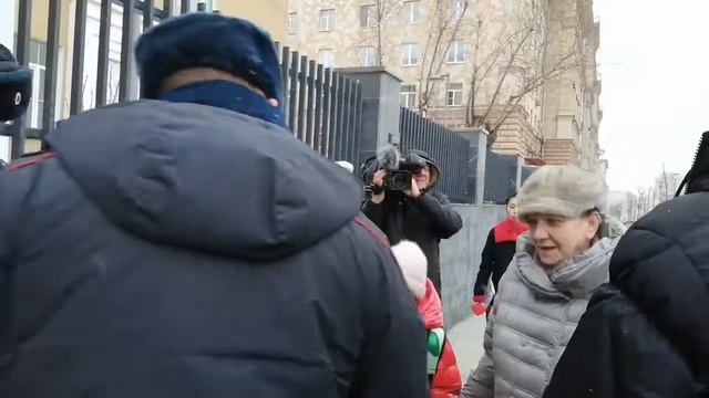 актриса Олеся Железняк принимает участие в акции ГИБДД "Родительский патруль"