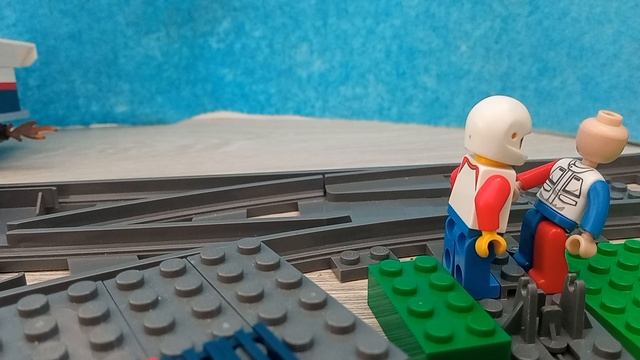 Лего поезд. смотреть онлайн