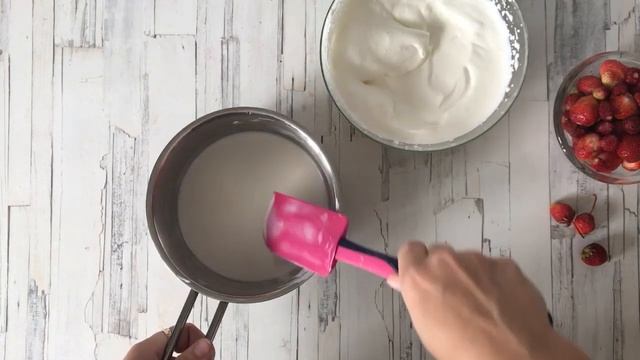 Сливочное суфле с земляникой смотреть онлайн