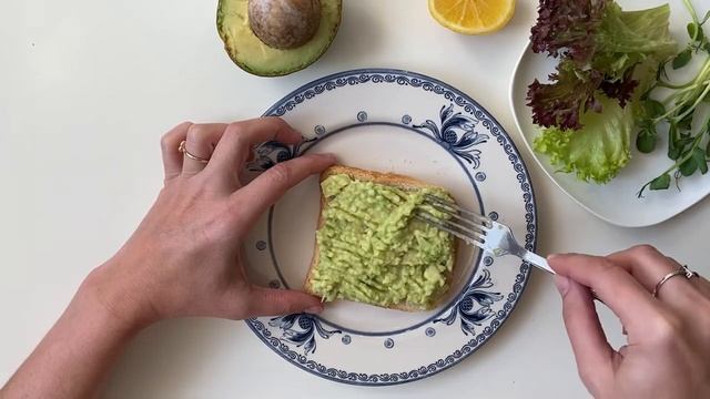 Завтрак за 5 минут! Идея быстрого и полезного завтрака! Простые завтраки смотреть онлайн