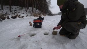 Зимняя рыбалка на крупного ЛЕЩА? Это фиаско БРАТАН! Сотри мой телефон!