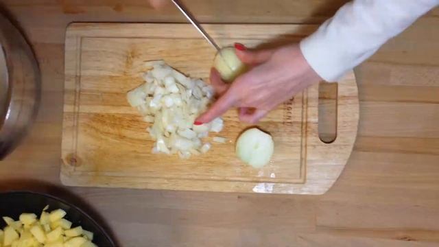 Жареная картошка (видеорецепт) смотреть онлайн