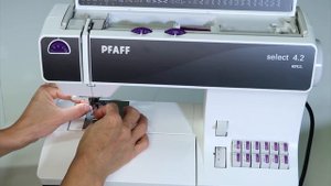 Pfaff Select 4.2  4 Machine Set Up & Threading