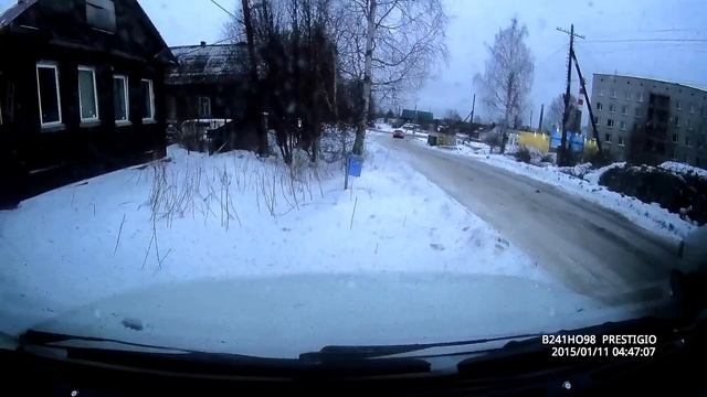 УАЗ Patriot ушел в сугроб. смотреть онлайн