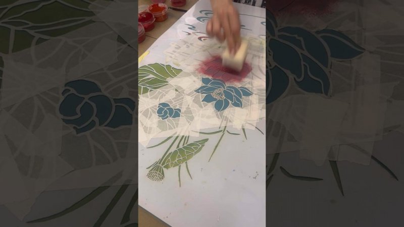 Карпы кои, лотосы, журавли, водная рябь. Создавайте картины своими руками с трафаретами Edecor!
