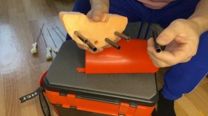 Как сделать стойки под зимние удочки, блеснилки, безмотылки. Тюнинг для зимнего ящика HELIOS.
