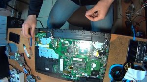 как Разобрать и почистить от пыли MSI MS 1795