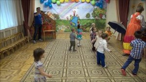 Осенняя игра с солнышком и тучкой, прячемся под зонтик. Ритмика