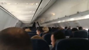 Пилоты забыли выключить микрофон