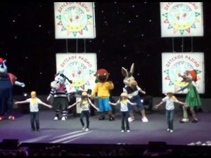 Детская песня "Паравоз-Букашка" (с почтальоном дядей Сашей)