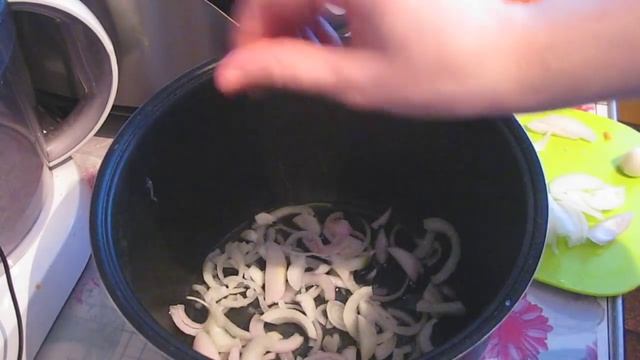 Минтай в мультиварке.Очень вкусно и быстро. смотреть онлайн