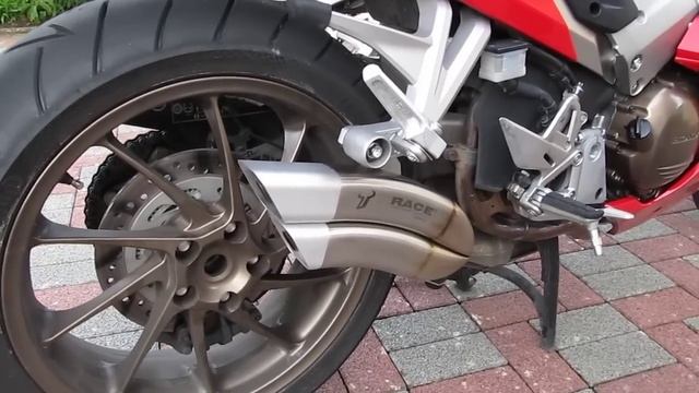 VFR800 RC79 IX Race2