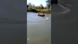 Probando. Bestway voyager 500 con motor 2 hp