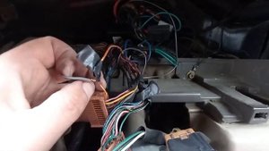 Nissan bluebird sylphy не заводится. Аккумулятор садится.