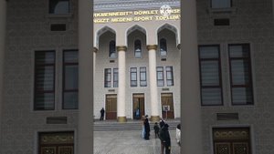 Красноводск-Туркменбаши и наш главный дворец культуры и спорта ТКНПЗ