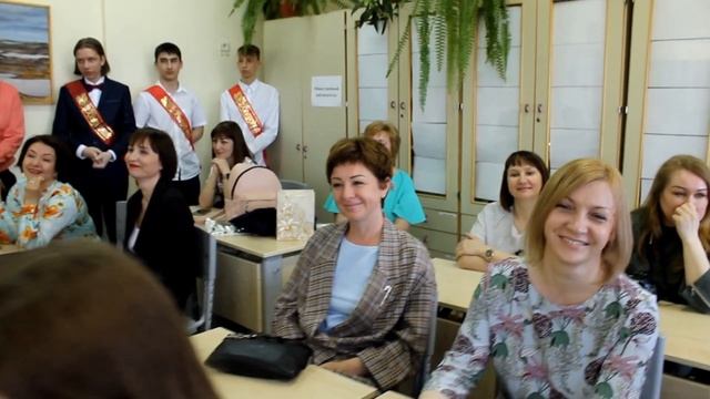 Салехардская шк.№2, 9Б кл. - "Последний звонок 2021" (г.Салехард, 2021)