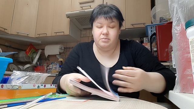 Разбираю СТАРЫЕ ЗАПАСЫ КАНЦЕЛЯРИИ нашла много всего ИНТЕРЕСНОГО ручки кисти РАСКРАСКИ АНТИСТРЕСС смотреть онлайн