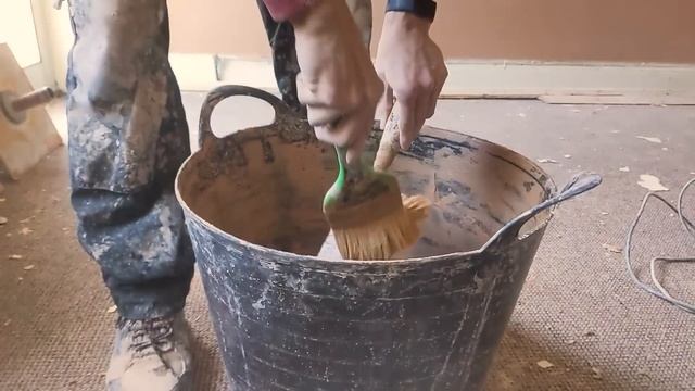 How To Plaster A Wall | Skim Coat Plastering [Plastering Tutorial] смотреть онлайн