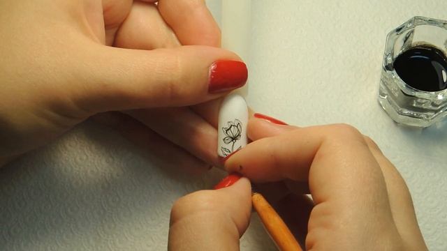 Тонкие линии на ногтях смотреть онлайн