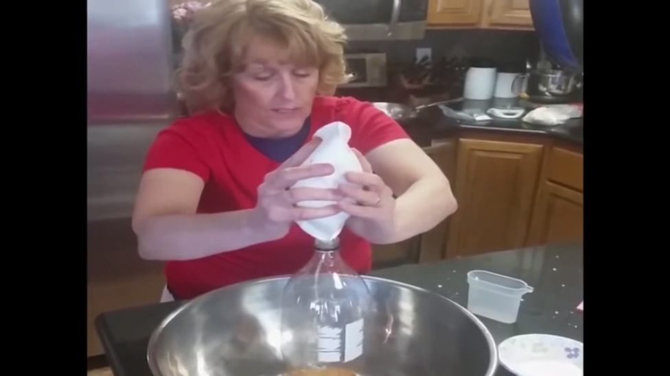 Химический эксперимент на кухне