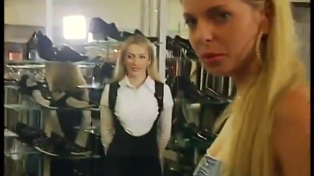 "Я ПОХОЖА НА ЖИВОТНОЕ" НАИТУПЕЙШАЯ БЛОНДИНКА смотреть онлайн