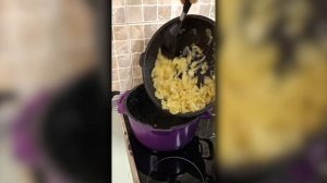 ЧАХОХБИЛИ  ИЗ КУРИЦЫ [Национальное блюдо Грузинской кухни]