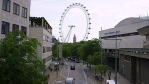 London - The Square Mile City in 4K!   DEVINSUPERTRAMP