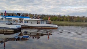 А по Волге вверх теплоход 🐬