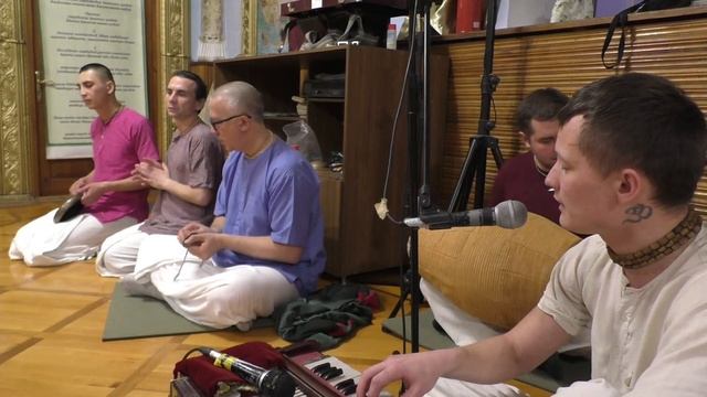 Аниварти прабху. Нрисимха пранама. смотреть онлайн