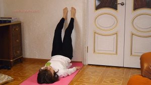 Стойка на плечах, перевернутая асана саламба сарвангасана | Йога для начинающих