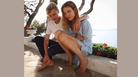 Как в Instagram и как на самом деле Наталья Водянова снялась дома с сыном