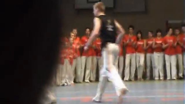 Mundo Capoeira Polska - pokaz po batizado 2008 - part 1 смотреть онлайн
