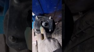 Замена опор передних стоек MAZDA CX7 2.5