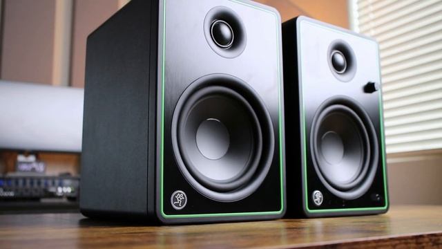 Which Mackie Studio Monitors Should You Get? | Mackie CR3-XBT, CR4-XBT, CR5-XBT & CR8-XBT Compariso