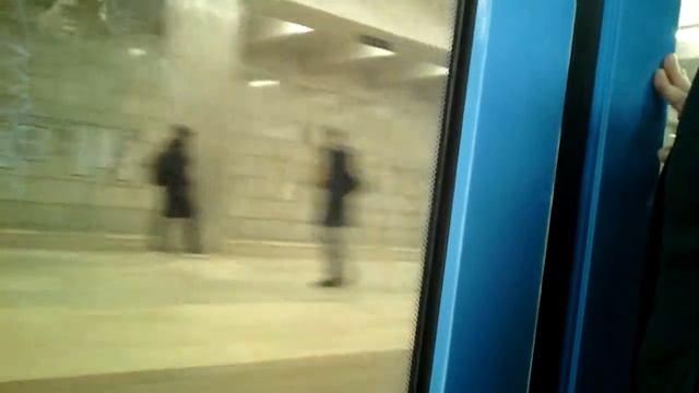 Москва. В метро. Баррикадная-Щукинская-ул.Авиационная.