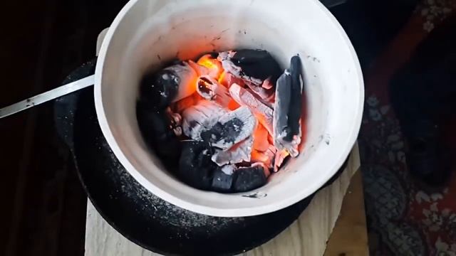 Шашлык на балконе в горшке! смотреть онлайн