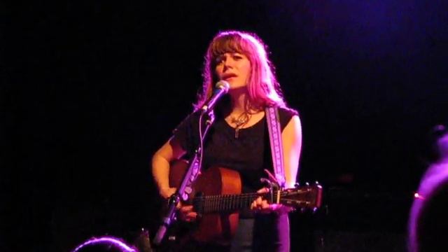 Jenny Lewis "Silver Lining" (solo acoustic) 6/12/09 Cat's Cradle смотреть онлайн