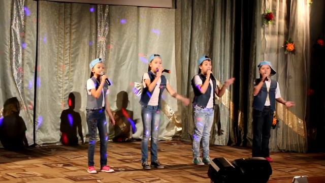 вокальная группа "Камертон" - Завалинки смотреть онлайн