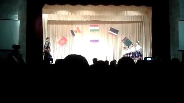 Гагаузы в Костроме КГСХА " День Дружбы народов" Танец Жоана" смотреть онлайн