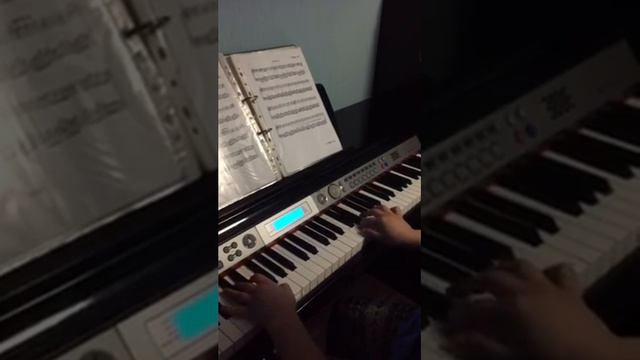 девушка играет на пианино сайлент хилл смотреть онлайн