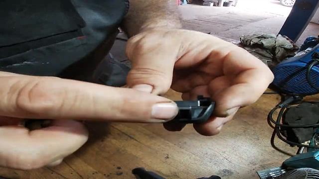 Мазда СХ-5 замена защелки подлокотника? смотреть онлайн