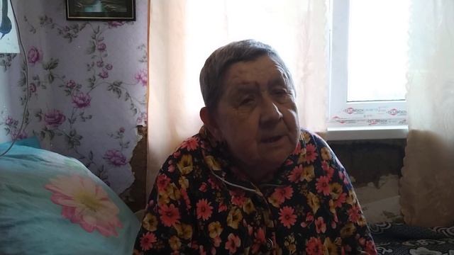 МАМА РАССКАЗЫВАЕТ АНЕКДОТ смотреть онлайн