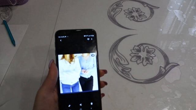 ФРАНЦУЗСКАЯ КОФТОЧКА С КАПЮШОНОМ И БАЗОВАЯ КОФТОЧКА С V-ОБРАЗНОЙ ГОРЛОВИНОЙ.2 ПРОЦЕССА ПОДРОБНЫХ МК