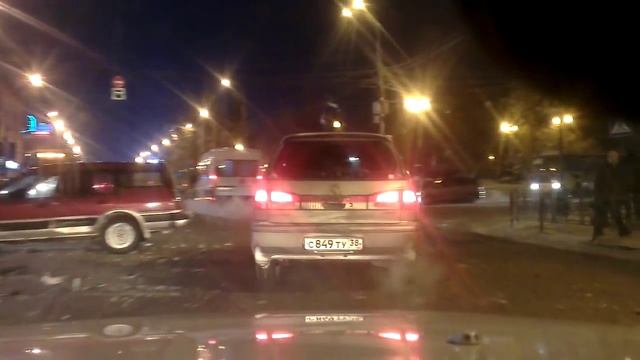 22.12.2014 ДТП Иркутск, пересечение Ленина и Карла Маркса смотреть онлайн