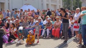 Минск. День культуры Казахстана. 8ч.(21). 17 июня 2017г. Поёт Дуэт и зрители. Беларусь.